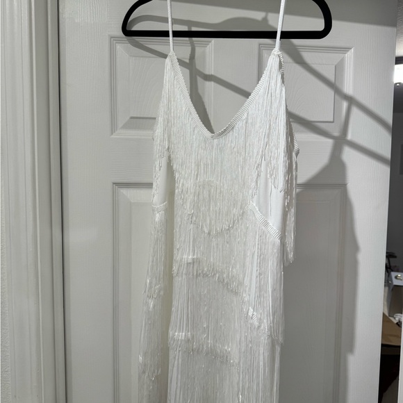 refcountry Dresses & Skirts - Elegant White Fringe Dress